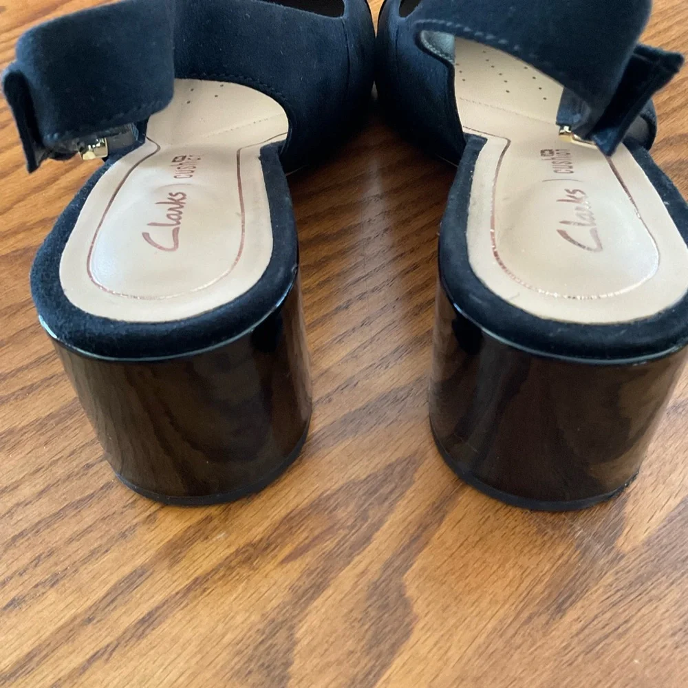Clark’s Cushion Plus Leather/Suede, Patent Cap Toe, Euro 38 (US 7.5-8)